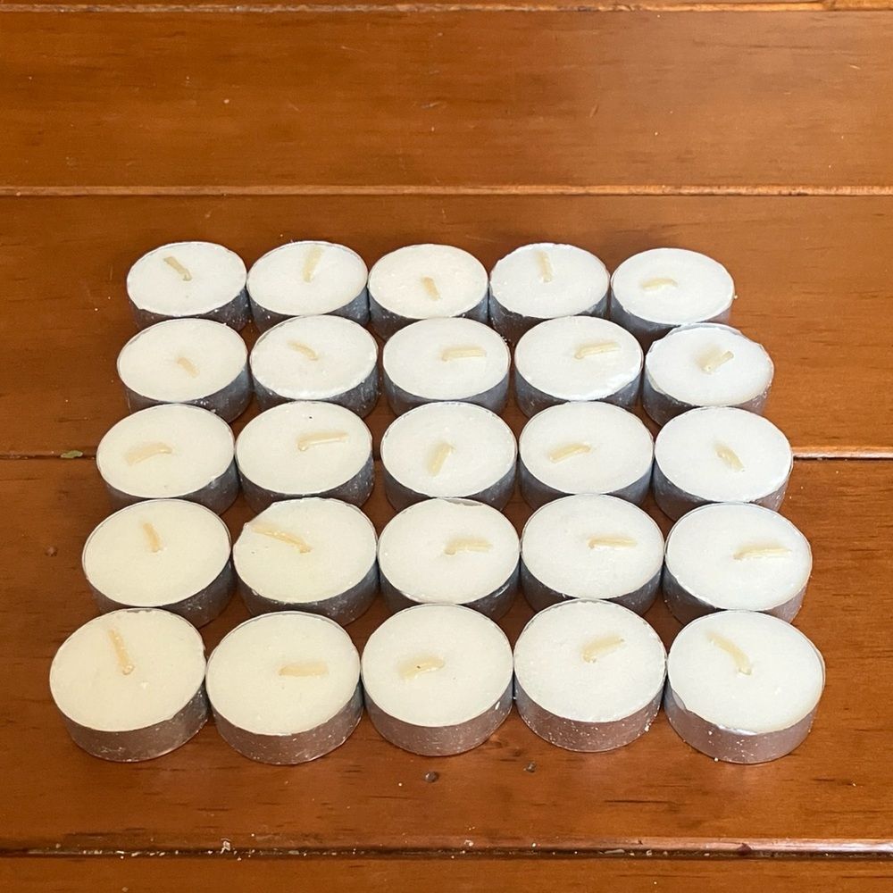 25 New Tea Lights Candles